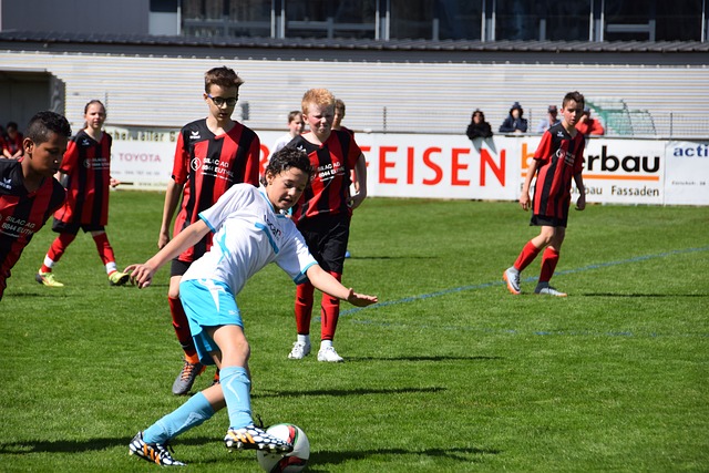 加强中场防 加强中场防